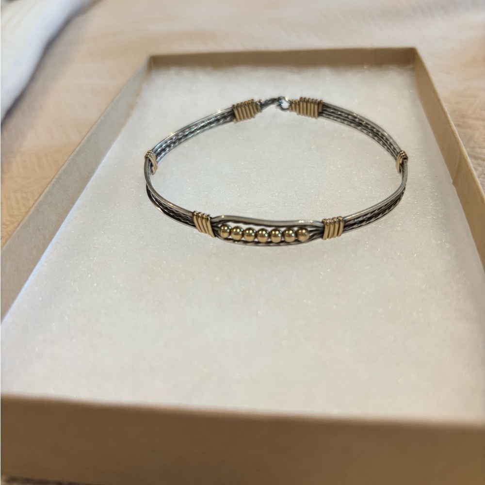 Sophisticated Gold and Silver Bracelet